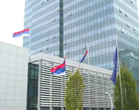 Vlada RS u naredne tri godine planira da se zaduži 6,4 milijarde KM