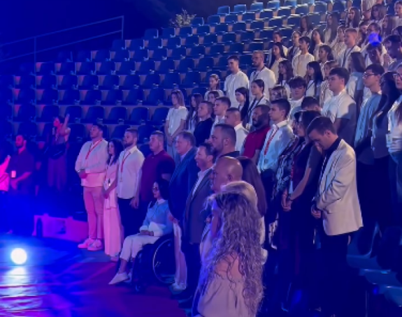 Dodik helikopterom sletio u Trebinje, pa doživio debakl