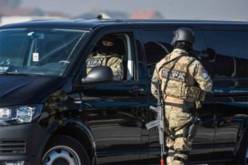 Uhapšeno šest osoba, zaplijenjene velike količine novca