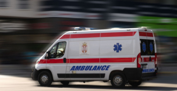 Beograd: U naselju Zvezdara dijete palo s trećeg sprata
