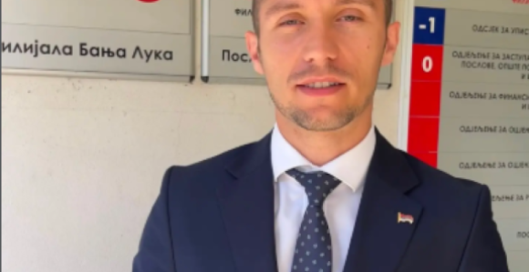 Vlast od penzionera uzima, a pred izbore dijeli po 80 KM