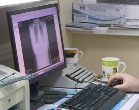 Službenike šalju privatnicima, a javni sistem propada
