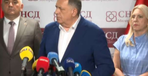 "Spontani doček“ Minića, Željke i Dodika u školama 1. septembra?!