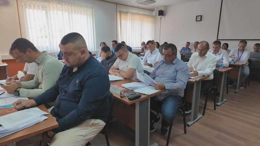 Privredni rast, solidne plate, ali problemi u zdravstvu