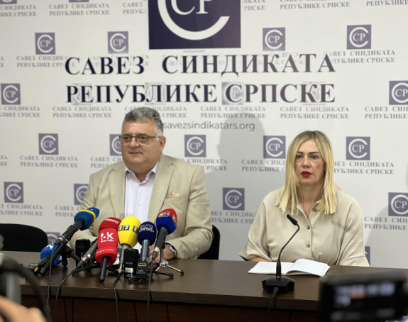 Podići plate i vratiti ugled radnicima u prosvjeti
