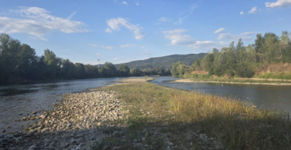 Алармантно стање у Добоју, никад нижи водостај ријека