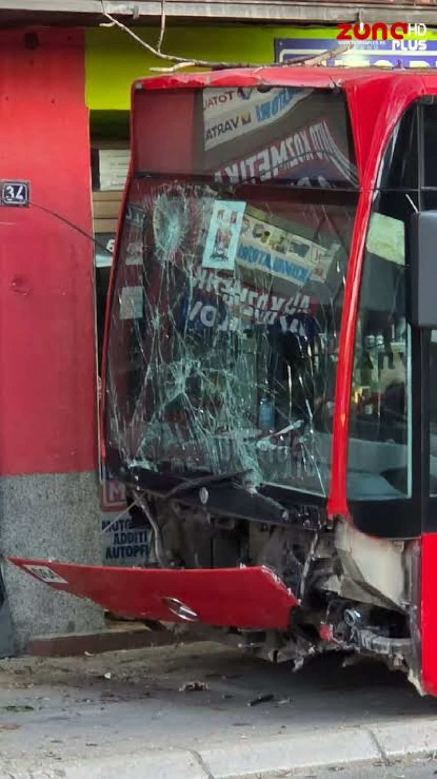 Autobus sletio sa puta u Nišu, povrijeđeno šest osoba