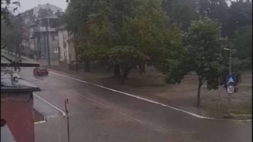 Danas mogući jaki pljuskovi, grad i olujni udari vjetra