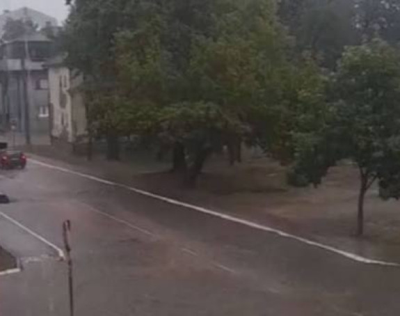 Danas mogući jaki pljuskovi, grad i olujni udari vjetra