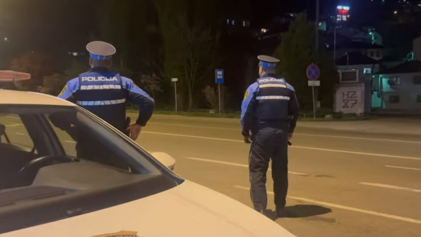 Ručno napravio tablice, vozio drogiran, a duguje 23.776 KM!