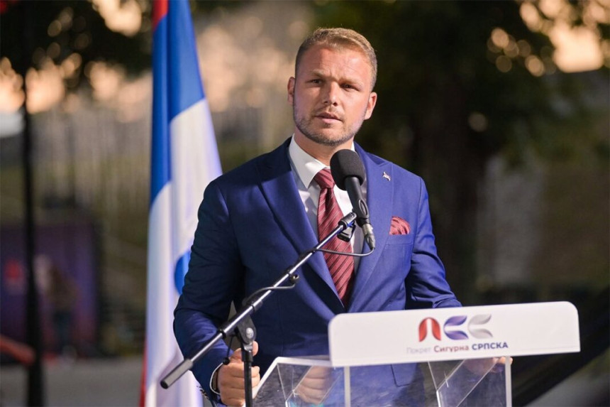 Драшко Станивуковић о расипању новца из Буџета Српске (ВИДЕО)