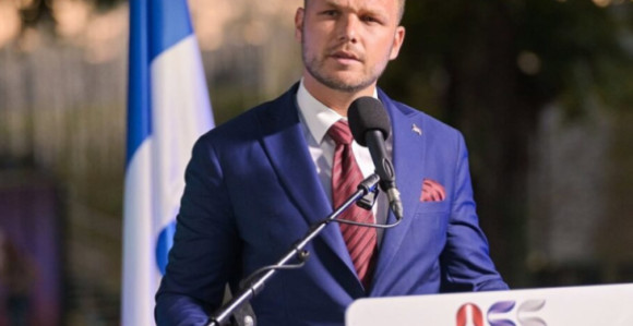 Draško Stanivuković o rasipanju novca iz Budžeta Srpske (VIDEO)