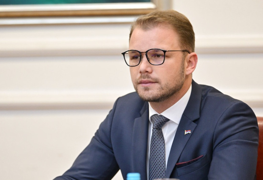 Muzej na Palama postao ruglo i zarđala konstrukcija