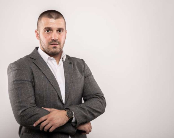 Sporna kupovina prostora i prijava CIK-u protiv Trninića