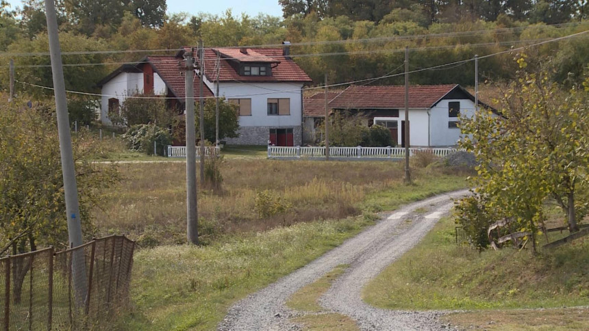 Saničani kod Prijedora: Mještani vodu koriste iz bunara (VUDEO)