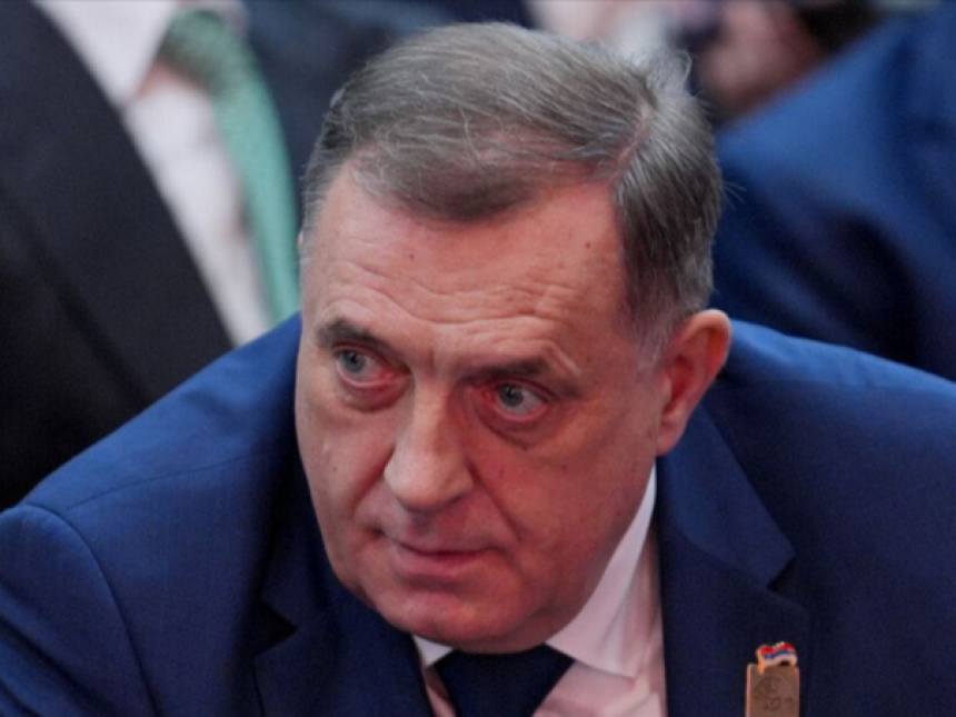 Додик поново у ризичној ситуацији - Трамп или Путин