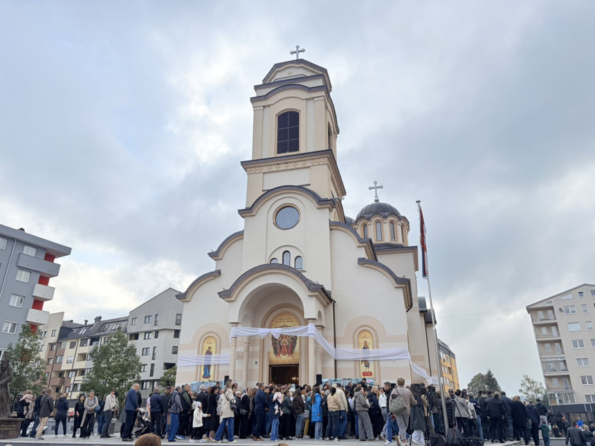 Patrijarh Porfirije u Palama osveštao Saborni hram