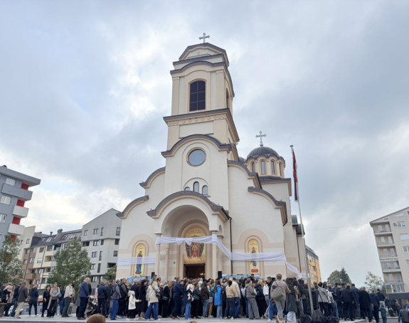 Patrijarh Porfirije u Palama osveštao Saborni hram