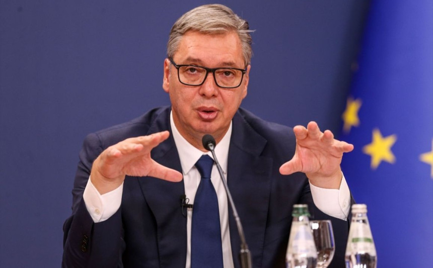 Vučić podnosi ostavku na mjesto predsjednika Srbije