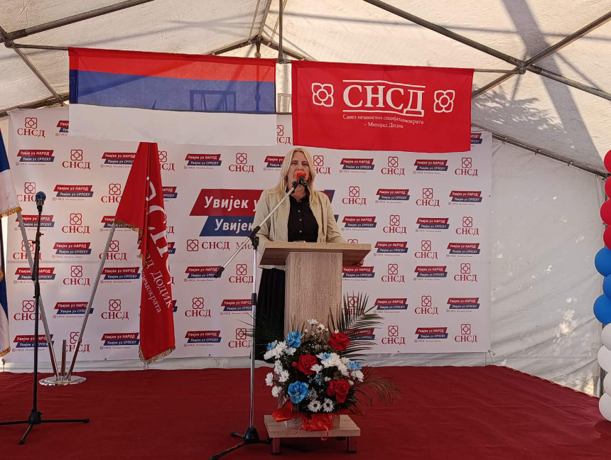 Cvijanović tvrdi: Politika SNSD-a sačuvala Jezero od propasti