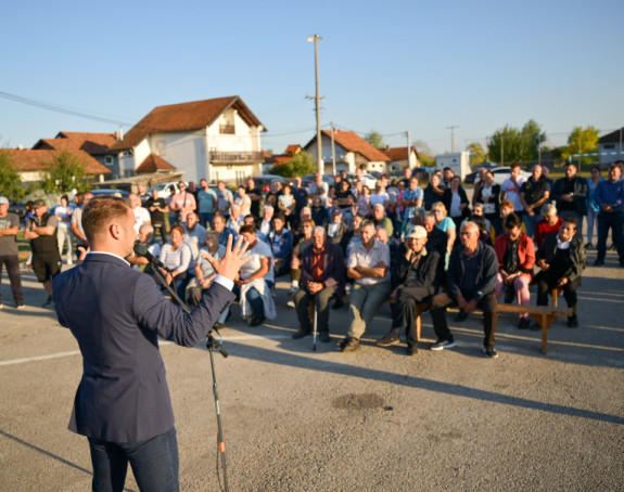 Gudronska jama je ekološka bomba, nadležni ćute!