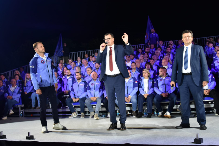 Na završnom skupu PSS-a u Banjaluci: Blanuša i Božović poručili da su promjene blizu