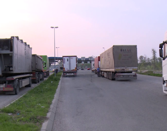 Problem sa licencama još nije riješen, vozači ogorčeni