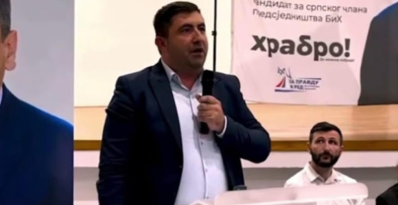 Zbog kršenja Statuta stranke Ljubiša Petrovića isključen iz SDS-a