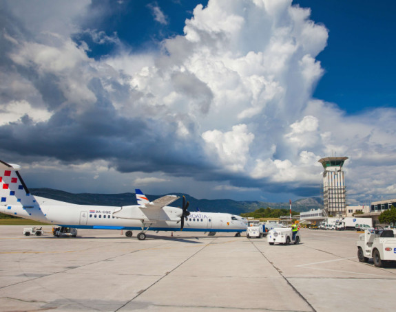 Split: Evakuisan avion Air Serbia, uhapšen muškarac