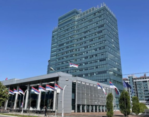 Milioni iz budžeta za stranačke poene: Zloupotrebe javnih resursa