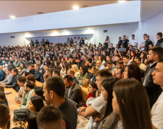 Zatražena hitna sjednica studentskih predstavnika zbog transparenata i poruka upućenih Republici Srpskoj