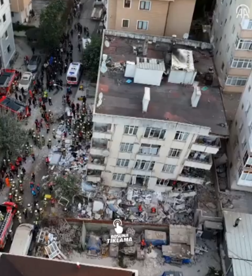 Urušila se zgrada u Istanbulu, zatrpano sedam osoba