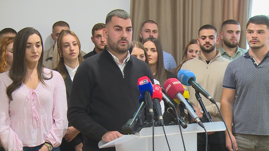 "Osjećamo se izdano": Studenti iz Srpske oštro osudili transparente iz Novog Pazara i najavili Zbor studenata