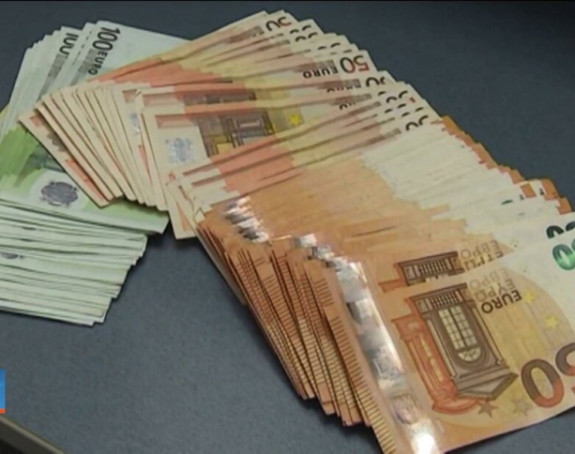 Pokušao da pređe granicu sa 50.000 evra u gotovini