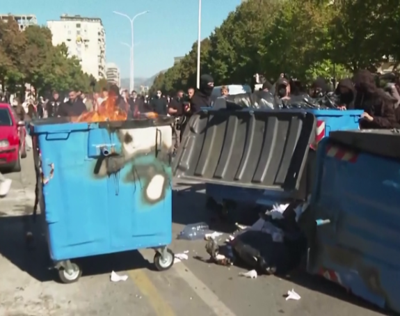Tokom četiri dana protesta u Albaniji povrijeđeno 156 ljudi