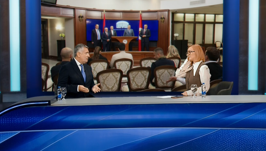 Vlast krila katastrofu u preduzećima, sada glumi spasioce