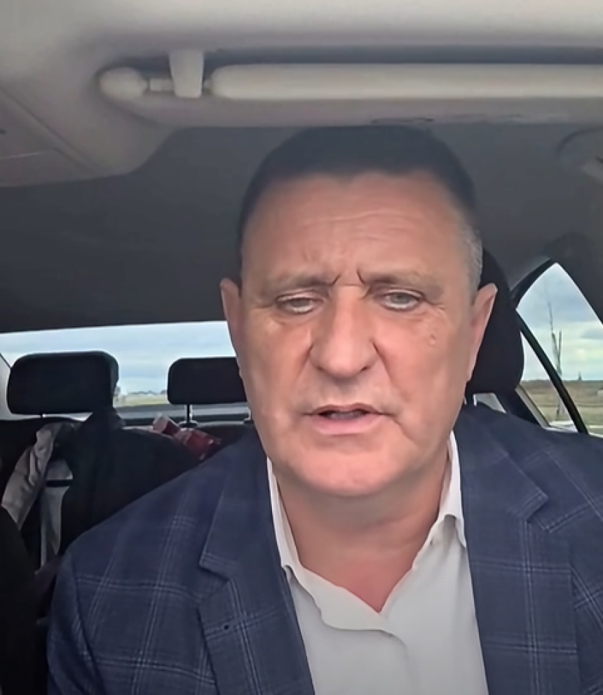 Ђајић обавијестио пријатеље да му је хакован телефон