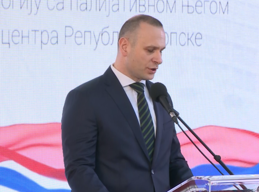 Na UKC-u otvorili zgradu, a zaboravili na ljekarski kadar!