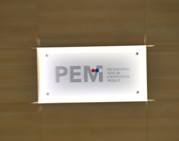 Na TV N1 i Nova S krše pravila tokom predizborne tišine