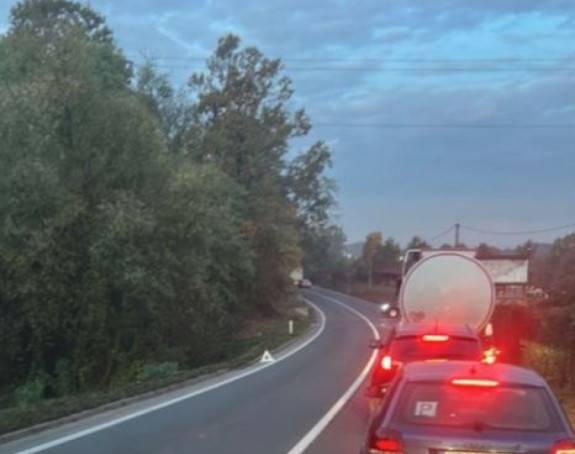 Autobus sletio sa puta kod Tuzle, ima više povrijeđenih