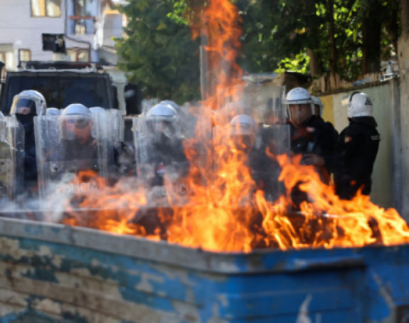 Tirana: Žestoki sukobi policije i demonstranata