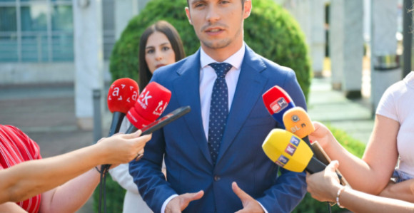 Kresojević: Vlast štiti kladionice, a ne našu djecu!