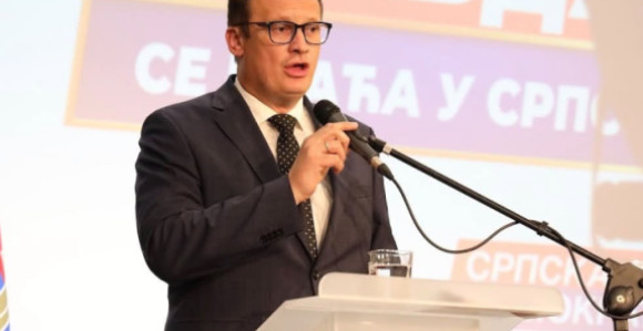 Sistem i vladavina prava ispred političke anarhije