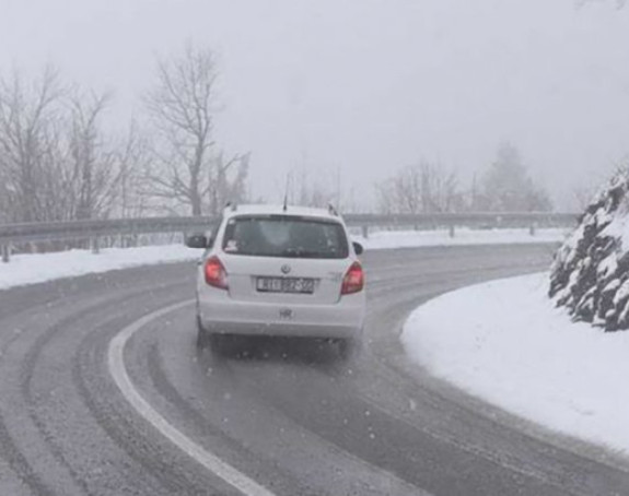Stiže prvi snijeg u BiH, na planinama 30 centimetara