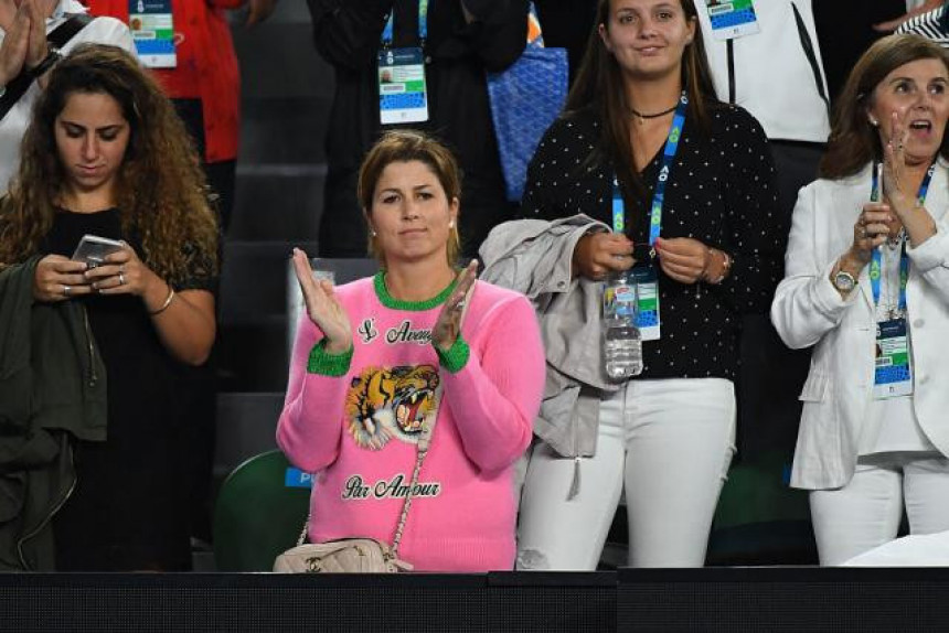 Видео: Мирка Федерер - жена која мрзи Роџерове ривале!