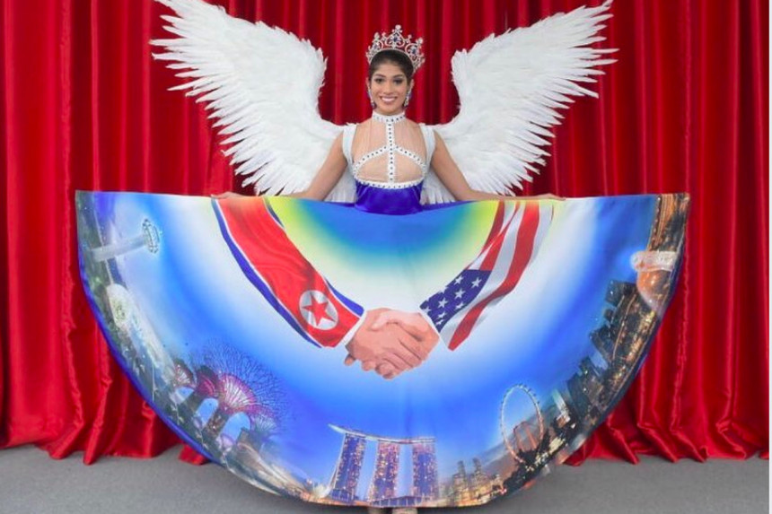 Susret Trampa i Kima motiv na haljini kandidatkinje za mis