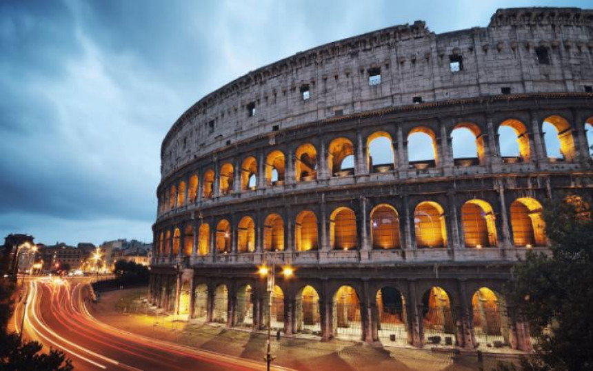 Рим се хвали чистим Колосеумом
