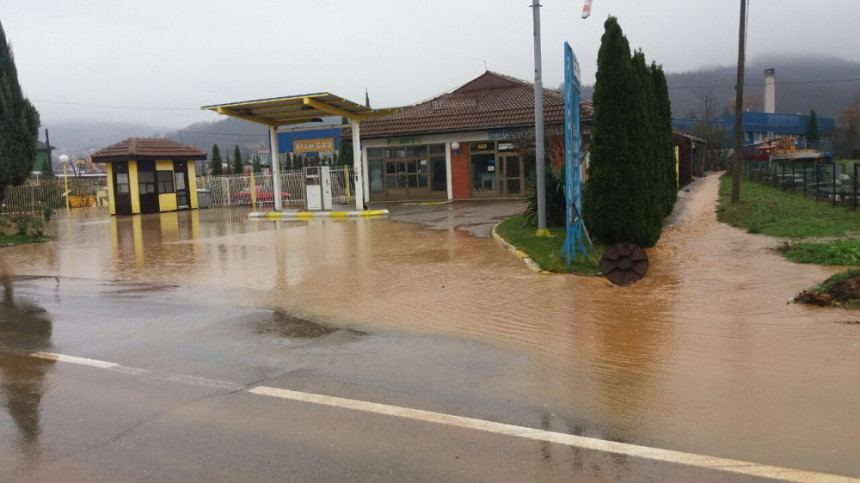 Узбуна због поплава у Србији