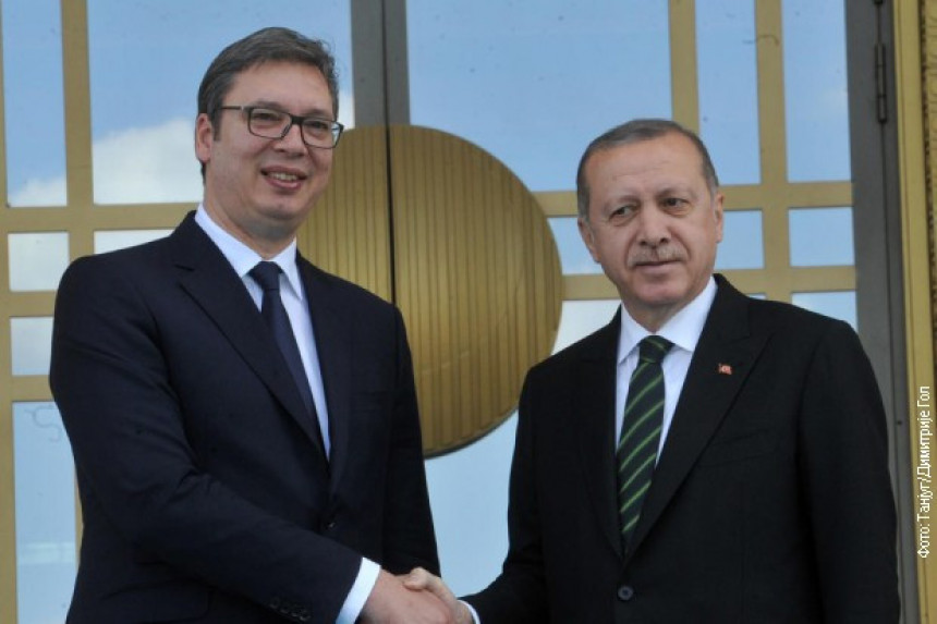 Vučić prihvatio Erdoganov poziv