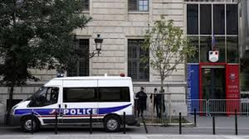 Napad u Parizu, ubijena četiri policajca 